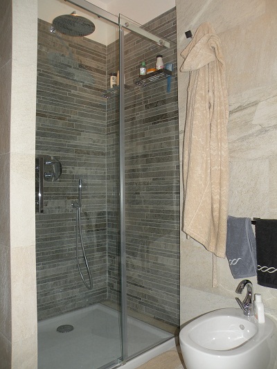 ristrutturazione appartamento (Bagno) 