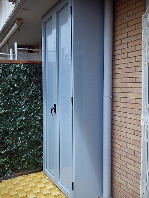 Armadio da esterno in alluminio grigio 